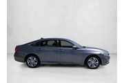 $19299 : Honda Accord 2019 LX 4dr Sed thumbnail
