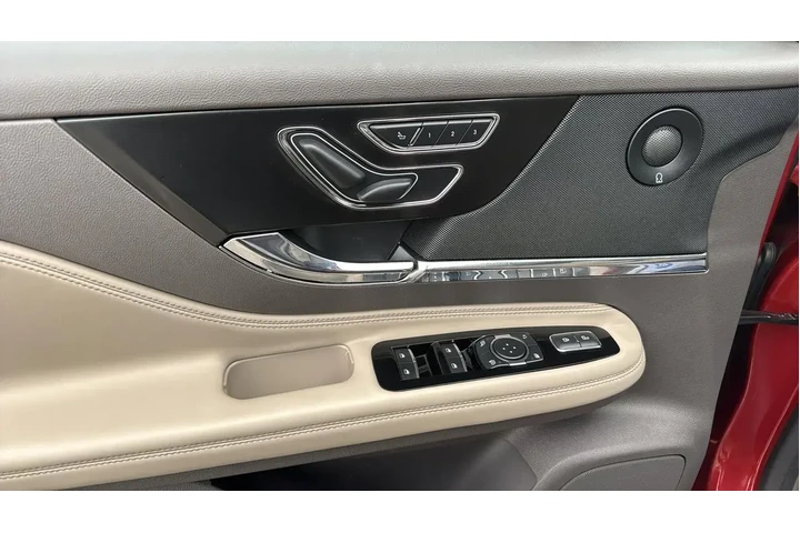 $34495 : Lincoln Corsair 2023 AWD Res image 10