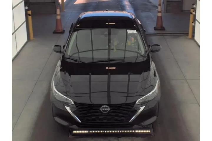 $15990 : Nissan Sentra 2024 SV 4dr Se image 2