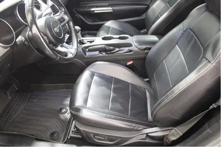 $22988 : Ford Mustang 2021 EcoBoost 2 image 5