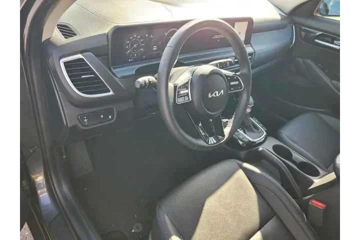 $24449 : Kia Seltos 2024 EX 4dr SUV image 9