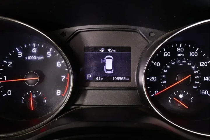 $13090 : Kia Sedona 2019 LX 4dr Mini- image 4