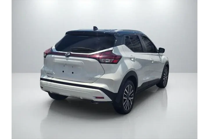 $20999 : Nissan Kicks 2024 SV 4dr Cro image 7