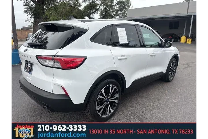 $18237 : Ford Escape 2022 SE 4dr SUV image 6