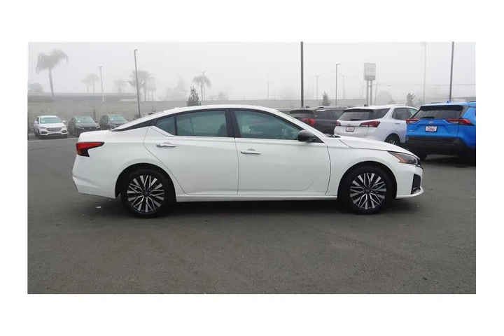 $21984 : 2025 Altima SV image 5