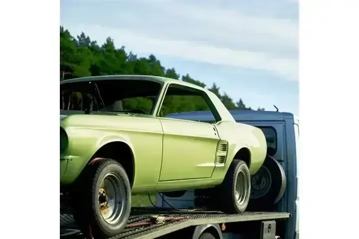 Frank Towing  (213) 463-8215 image 3