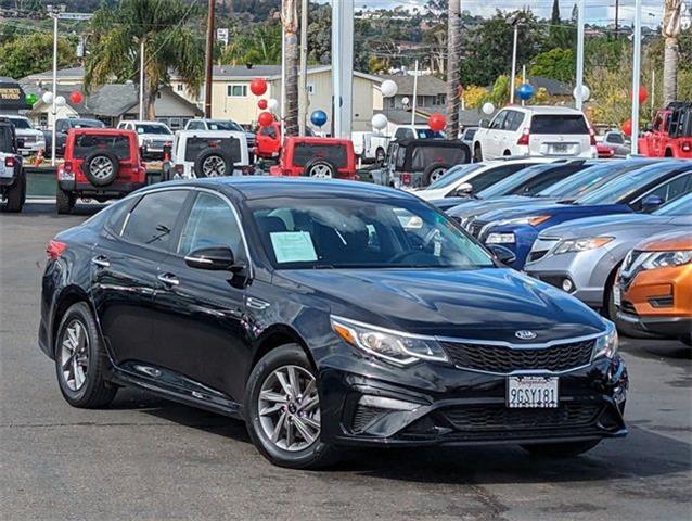 $17500 : 2020 Optima image 2