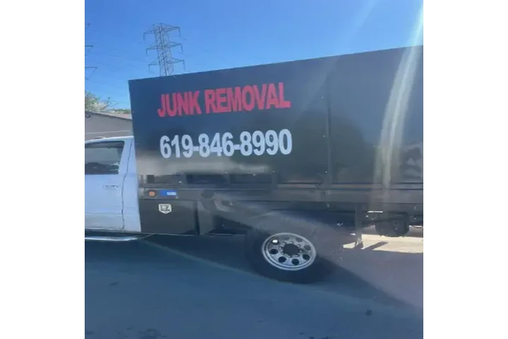 Felix Junk Removal image 8