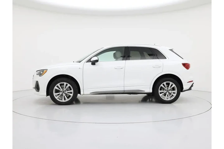 $25998 : Audi Q3 2022 AWD quattro S l image 3