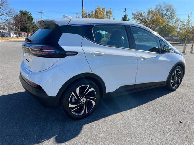 $15500 : 2023 Bolt EV 2LT image 6