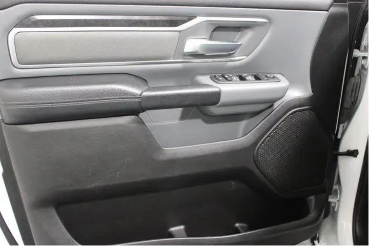 $29981 : Ram 1500 2022 4x4 Big Horn 4 image 3