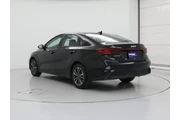 $16998 : Kia Forte 2024 LXS 4dr Sedan thumbnail