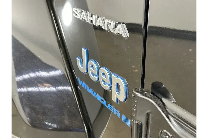 $28929 : Jeep Wrangler 2023 4x4 Sahar image 7