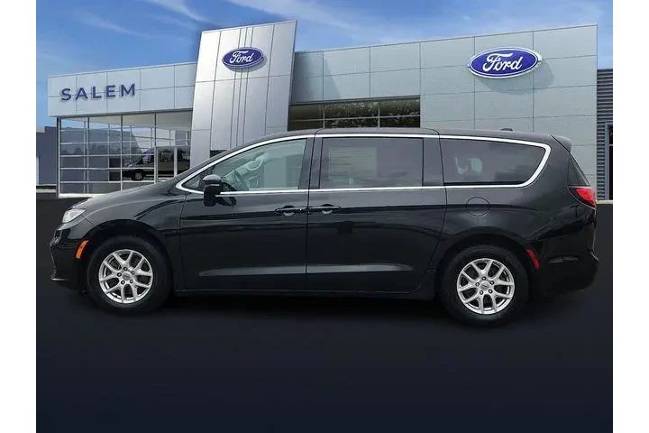 $23990 : Chrysler Pacifica 2023 Touri image 5