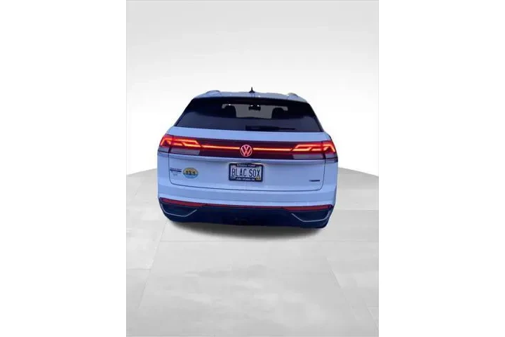 $29634 : Volkswagen Atlas Cross Sport image 5