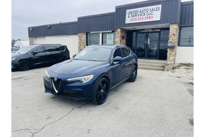 $10999 : 2018 Alfa Romeo Stelvio image 6