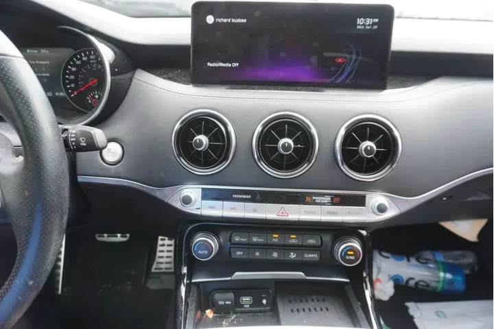 $37725 : Kia Stinger 2022 GT2 4dr Sed image 8