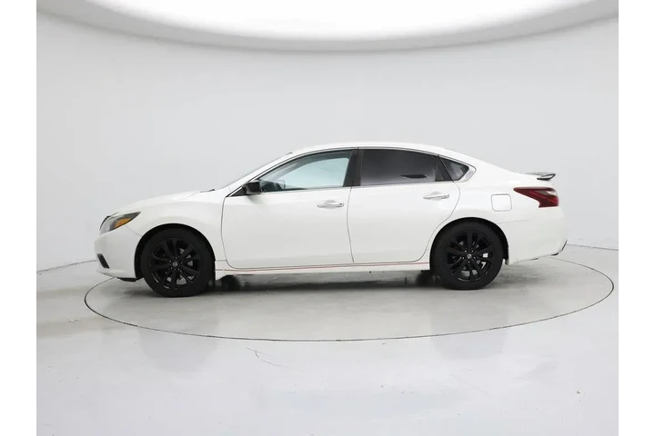 $12599 : Nissan Altima 2017 2.5 SR 4d image 3