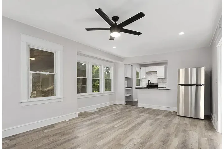 $800 : HOUSE RENT AVAILABLE IN KANSAS image 2