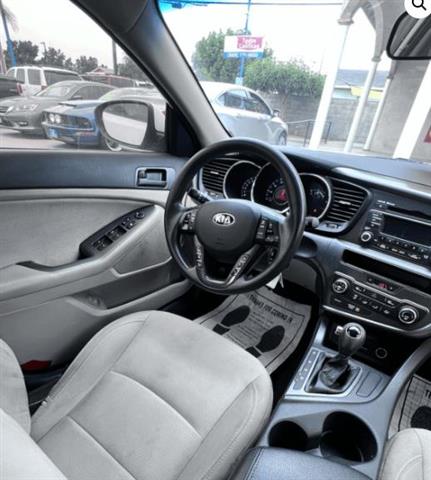 $11995 : 2013 Kia Optima image 4