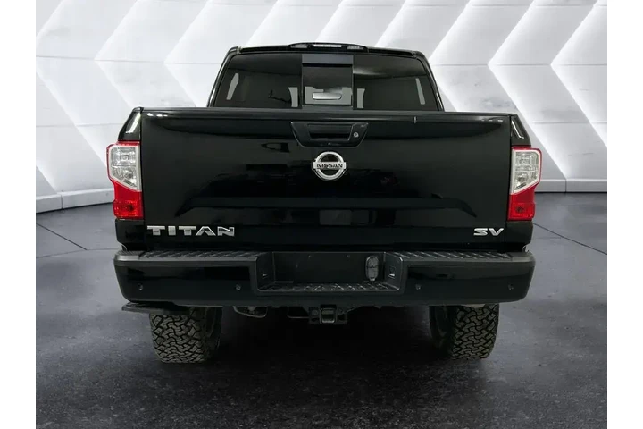$26291 : Nissan Titan 2021 4x2 SV 4dr image 5