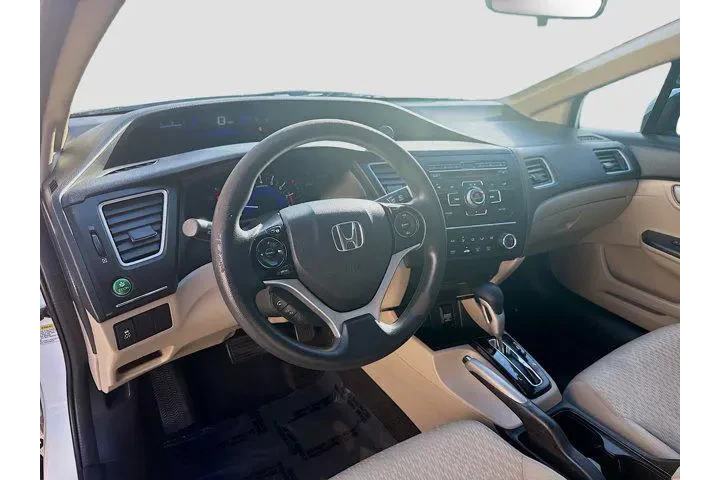 $11131 : Honda Civic 2015 LX 4dr Seda image 7