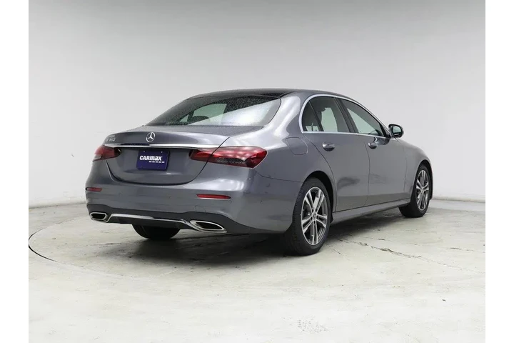 $35998 : Mercedes-Benz E-Class 2022 E image 8