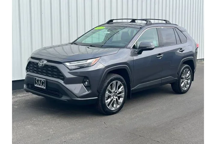 $28994 : Toyota RAV4 2022 XLE Premium image 1