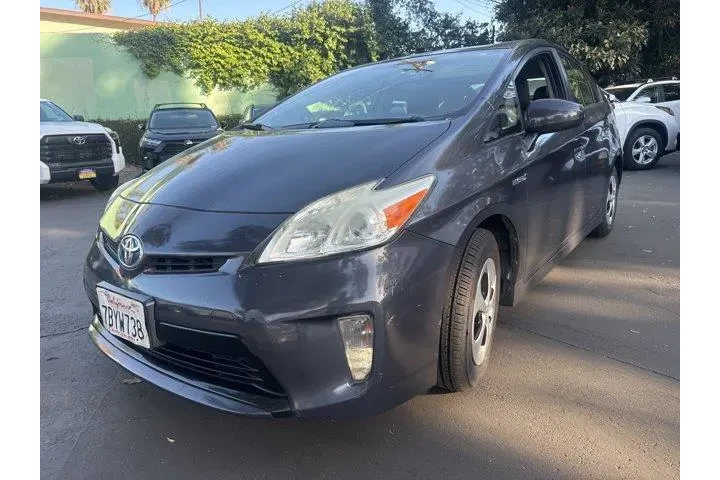 $9777 : Toyota Prius 2013 One 4dr Ha image 1