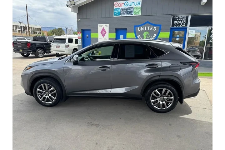 2015 NX 200t AWD image 8