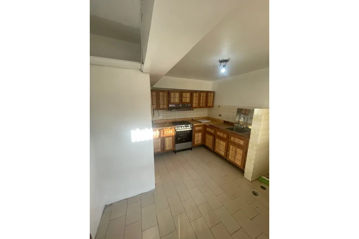 $500 : SE ALQUILA APARTAMENTO PARAISO image 5