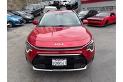 $23498 : Kia Niro 2023 EX 4dr Crossov thumbnail
