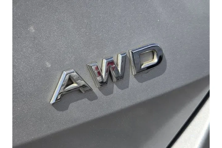 $8991 : Nissan Rogue 2016 AWD S 4dr image 10