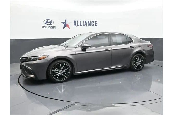 $21498 : Toyota Camry 2022 SE 4dr Sed image 2