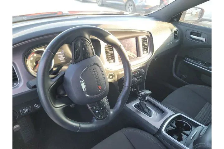$35988 : Dodge Charger 2023 GT 4dr Se image 7