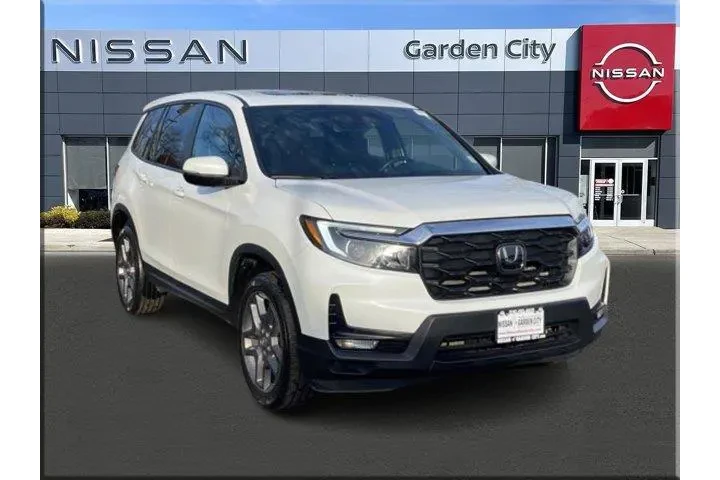 $23987 : Honda Passport 2023 AWD EX-L image 1