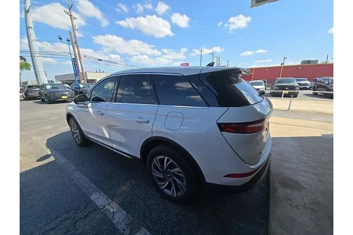 $32895 : Lincoln Corsair 2024 Premier image 4