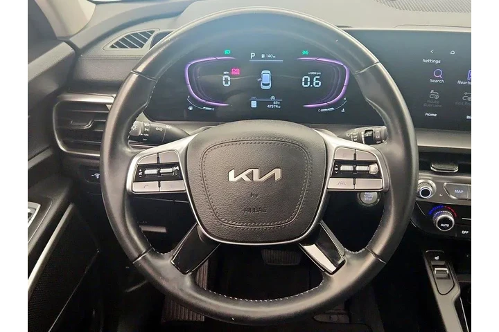 $31998 : Kia Telluride 2024 S 4dr SUV image 10