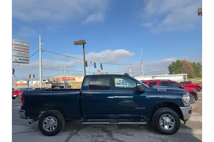 $39965 : Ram 2500 2024 4x4 Big Horn 4 image 4