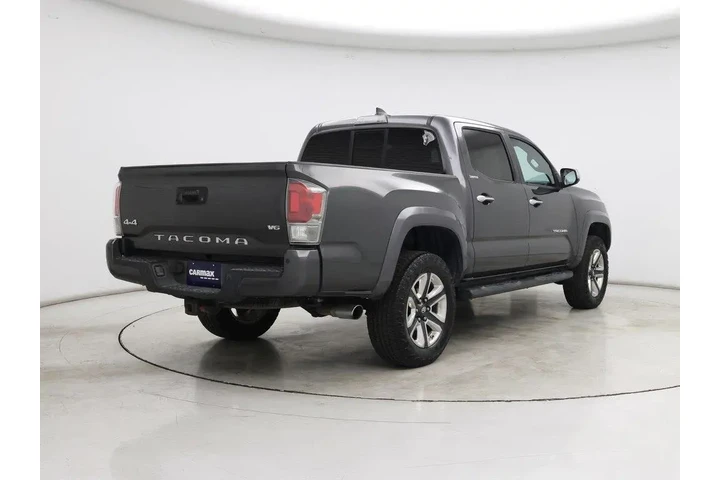 $28998 : Toyota Tacoma 2016 4x4 Limit image 8