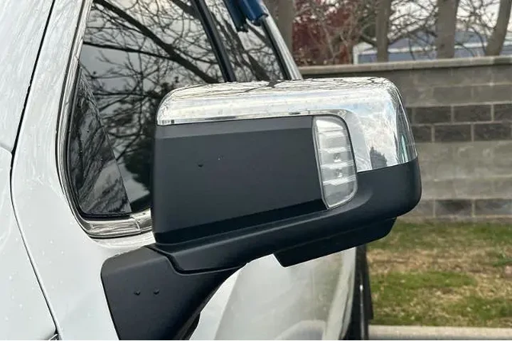 $38995 : GMC Sierra 1500 2020 4x4 SLT image 7