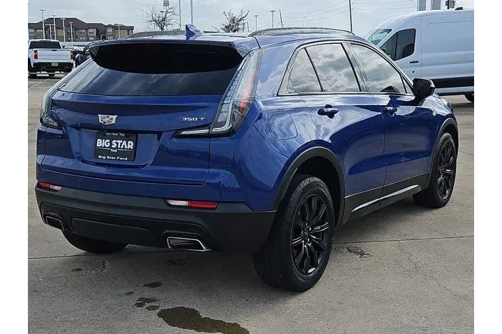 $27000 : Cadillac XT4 2023 Sport 4dr image 3