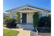 Esta casa de 2 dormitorios y 1 en San Diego