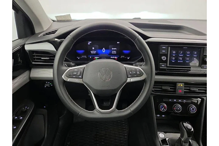 $23998 : Volkswagen Taos 2023 S 4dr S image 2