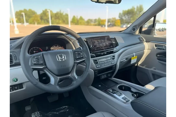 $39791 : Honda Ridgeline 2025 AWD RTL image 9