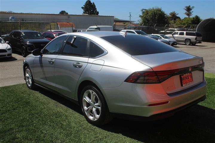 $28999 : 2024 HONDA ACCORD image 3