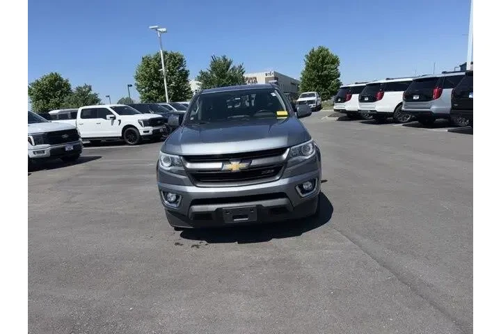 $16000 : Chevrolet Colorado 2019 4x2 image 9