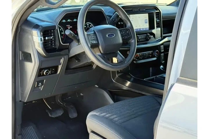 $33989 : Ford F-150 2023 4x2 XL 4dr S image 7