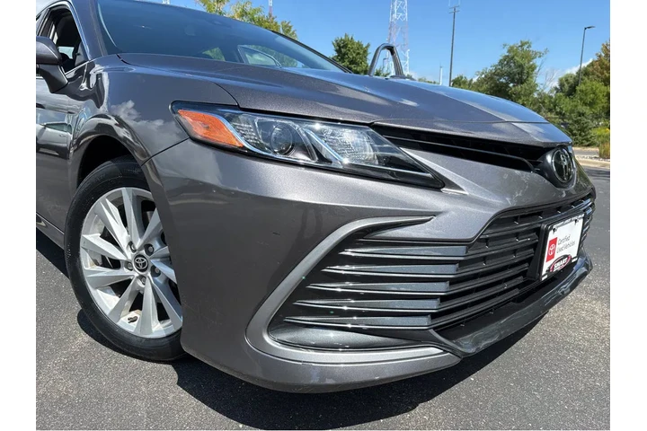 $26000 : Gold Certified2022 Camry LE image 6