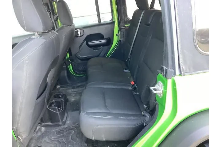 $25945 : Jeep Wrangler Unlimited 2018 image 6